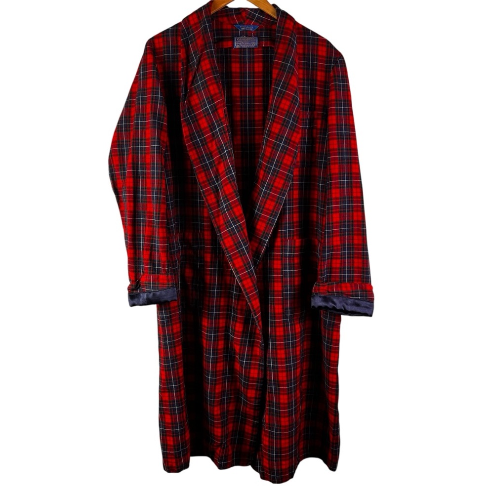 Pendleton Medium Vintage Red and Blue Tartan Virgin Wool Robe
